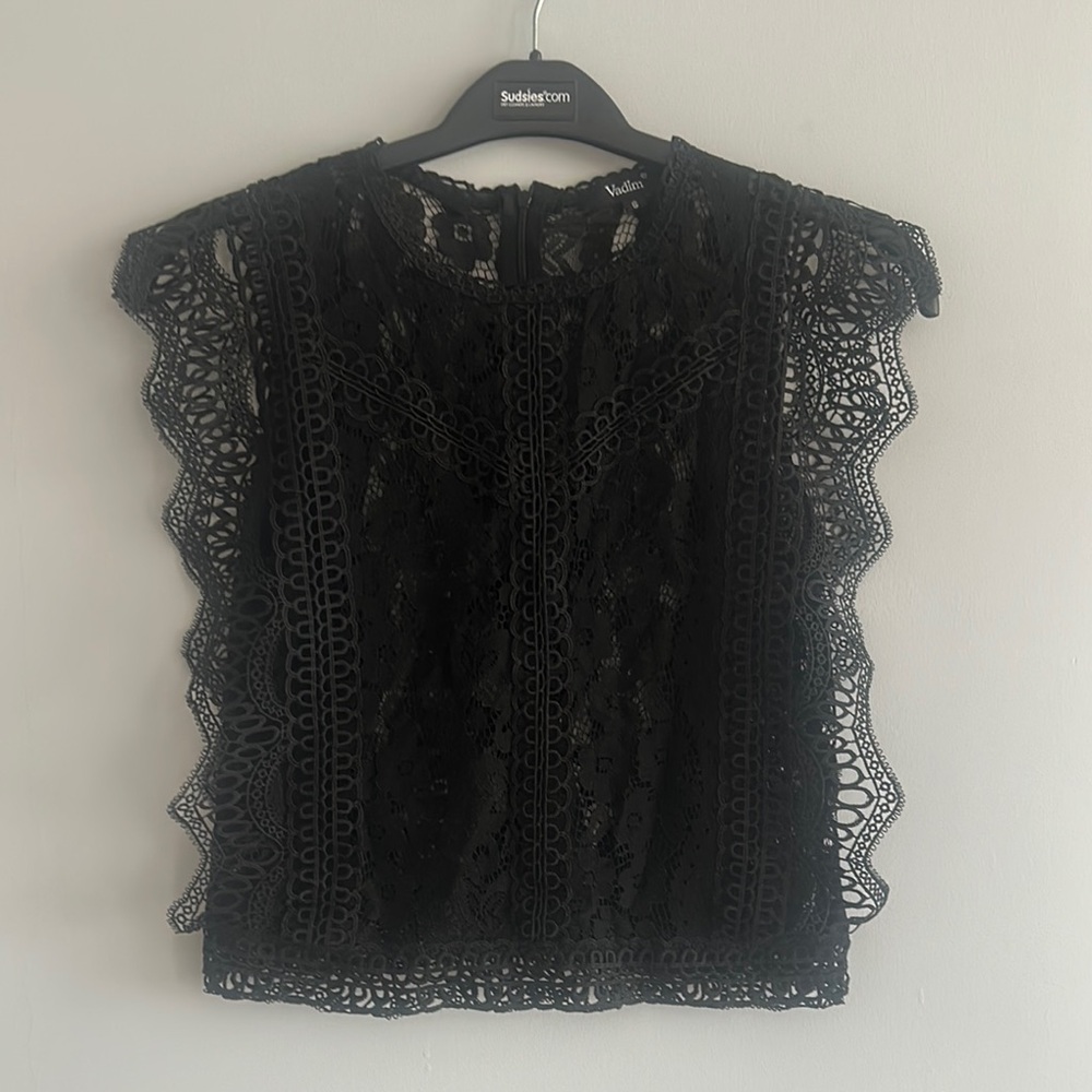 Vadim Black Sleeveless Ruffled Embellished Blouse Sz. Small